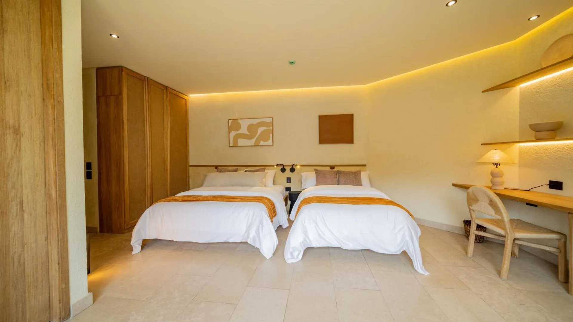 Moabi Hotel ميديلين 4*,  كولومبيا